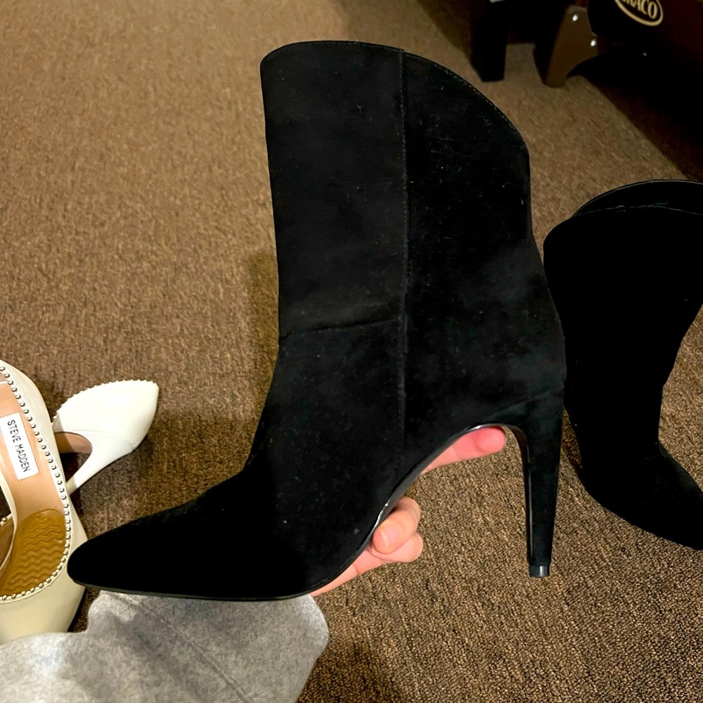 Never worn rebbeca minkoff havienne stiletto boot